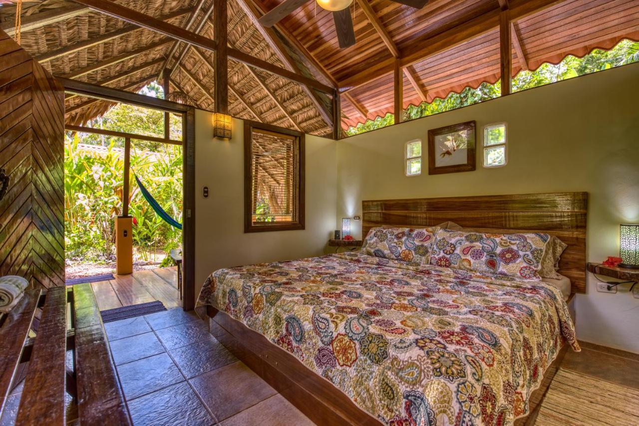 Bungalow with Garden View
