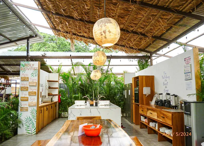 La Tribu Boutique For Women
